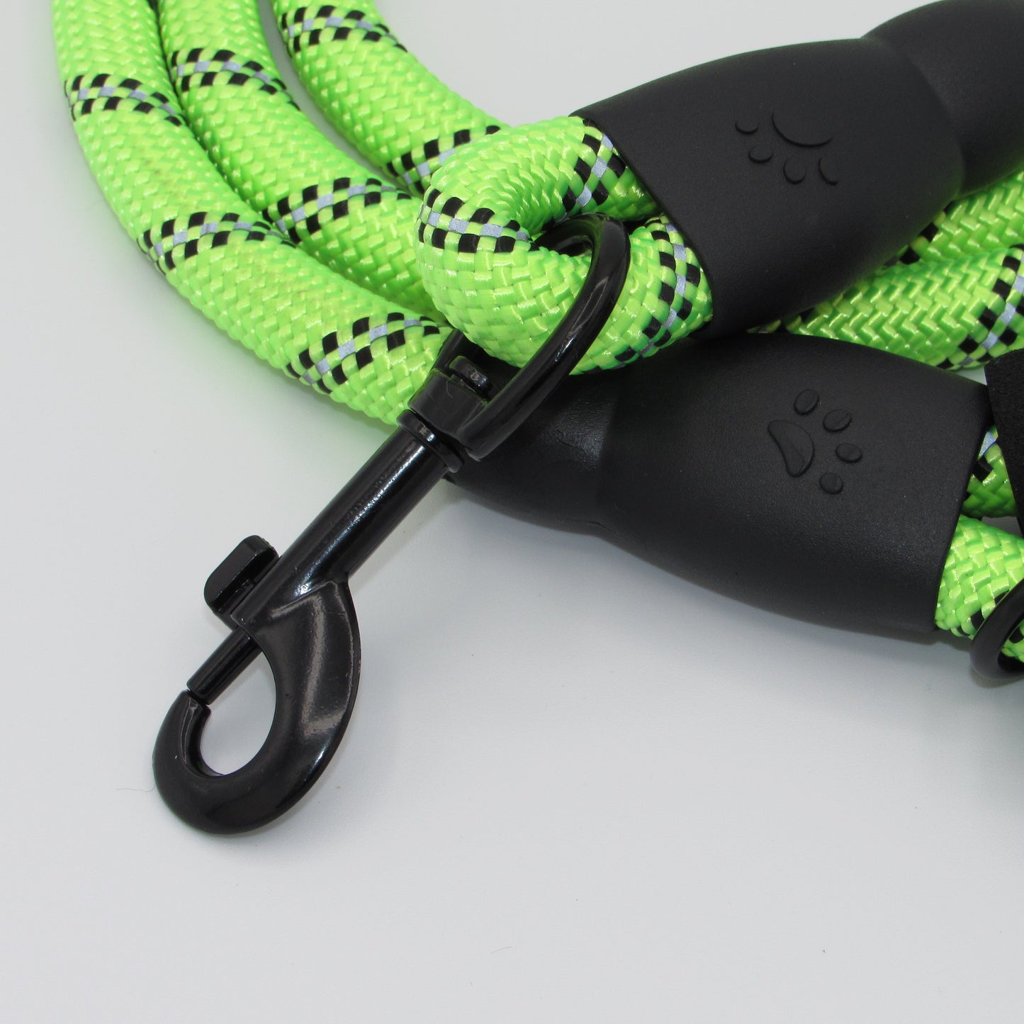 Neon Green Reflective Dog Leash Clasp Close-up