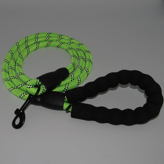 Neon Green Reflective Dog Leash Flash Detail